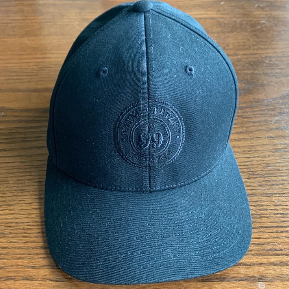 Wayne Gretzky 99 estates black yupoong flex fit baseball cap NWOT